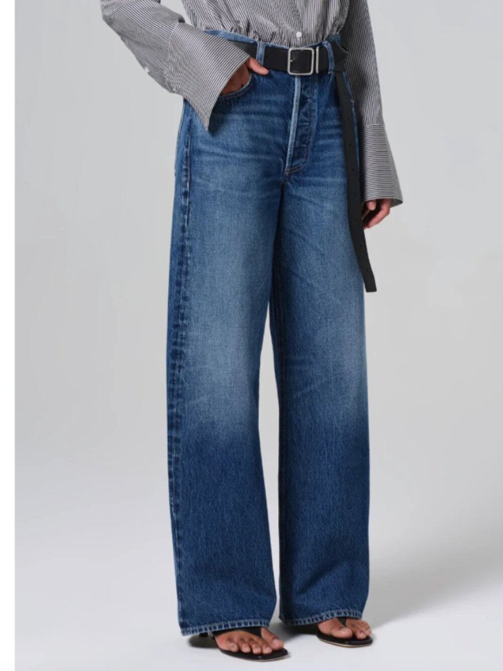 Citizens Of Humanity AYLA Wide-Leg Jeans in Medium Blue Wash
